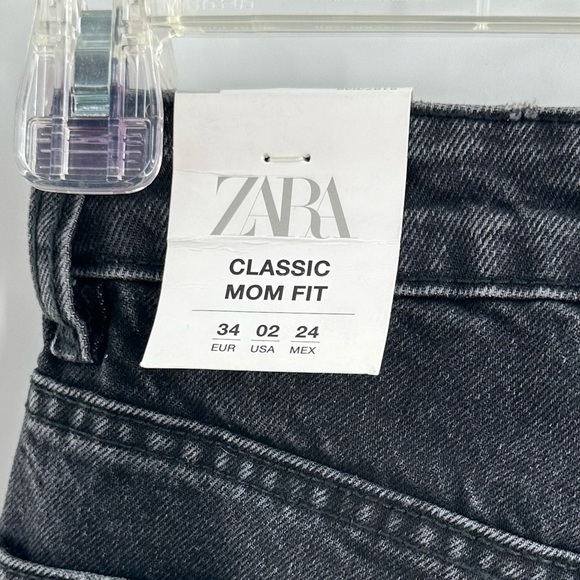 Zara Classic Mom Fit High Rise Distressed Black Jeans - Picture 9 of 10